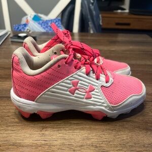 Under Armour Girls Softball Cleats - Size 1